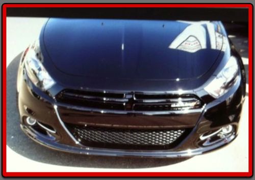 Dodge Dart with black grille